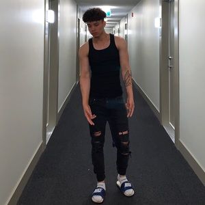 Meet your Posher, Emmanuel